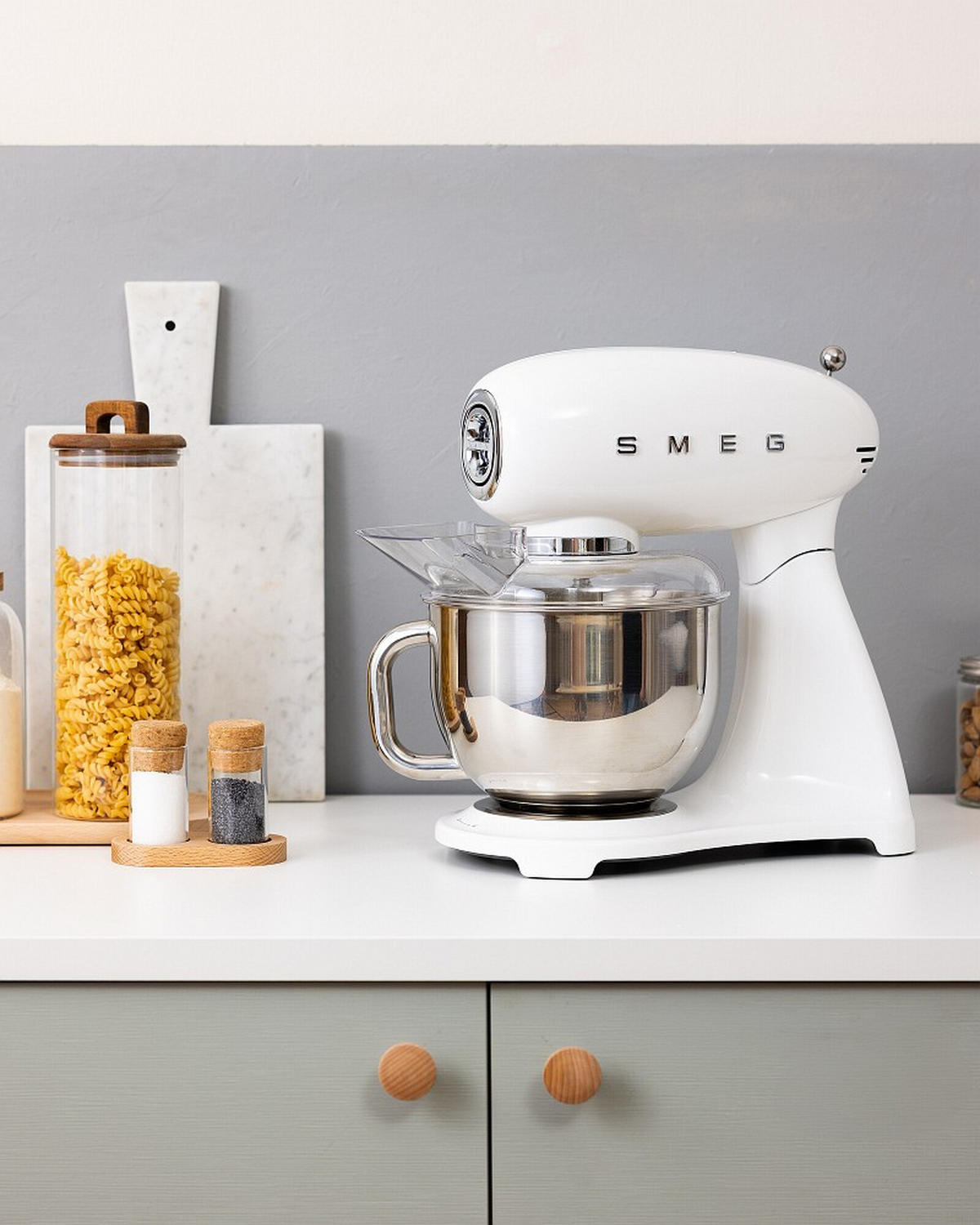 KÜCHENMASCHINE 50´S STYLE SMF05CREU  - Alufarben/Weiß, Basics, Metall (40,2/37,8/22,1cm) - SMEG