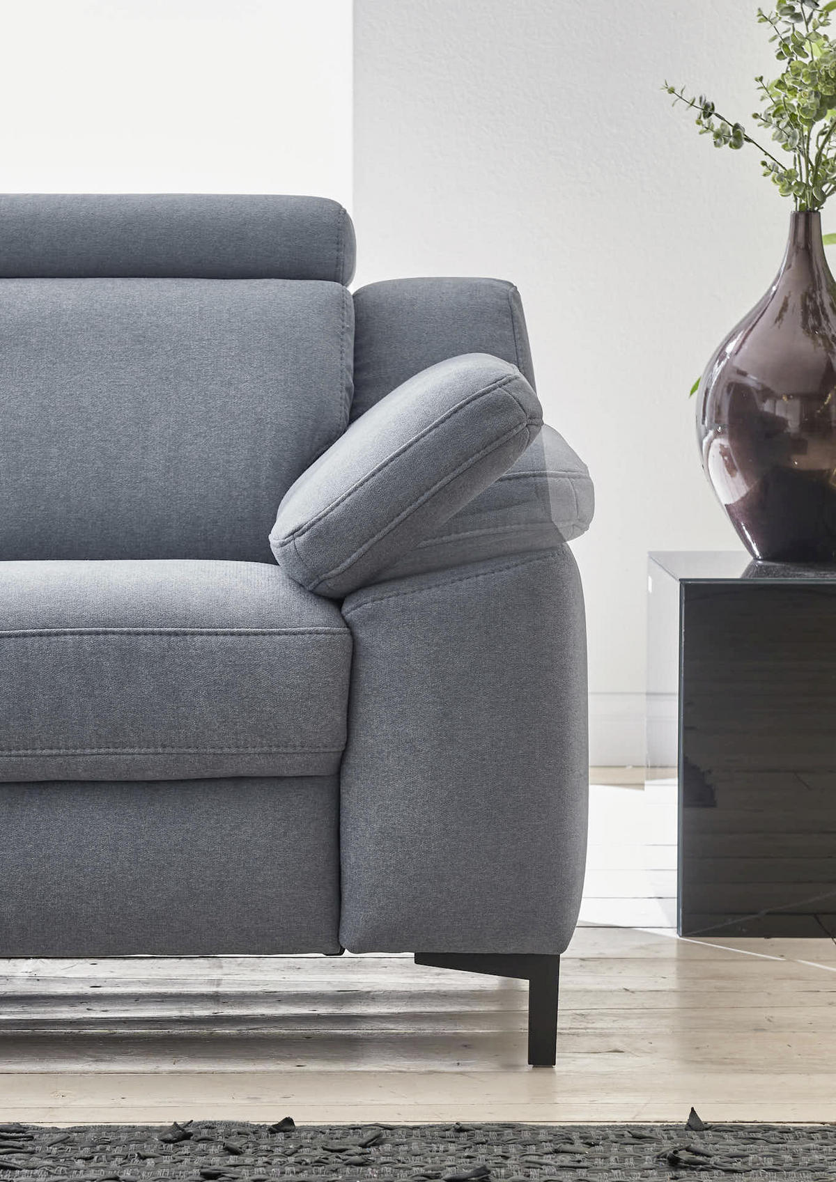3-SITZER-SOFA in Chenille Pastellblau  - Pastellblau/Schwarz, Design, Textil/Metall (218/104/104cm) - Valdera
