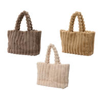KÉZITÁSKA - többszínű, Basics, textil (13/46/28cm)