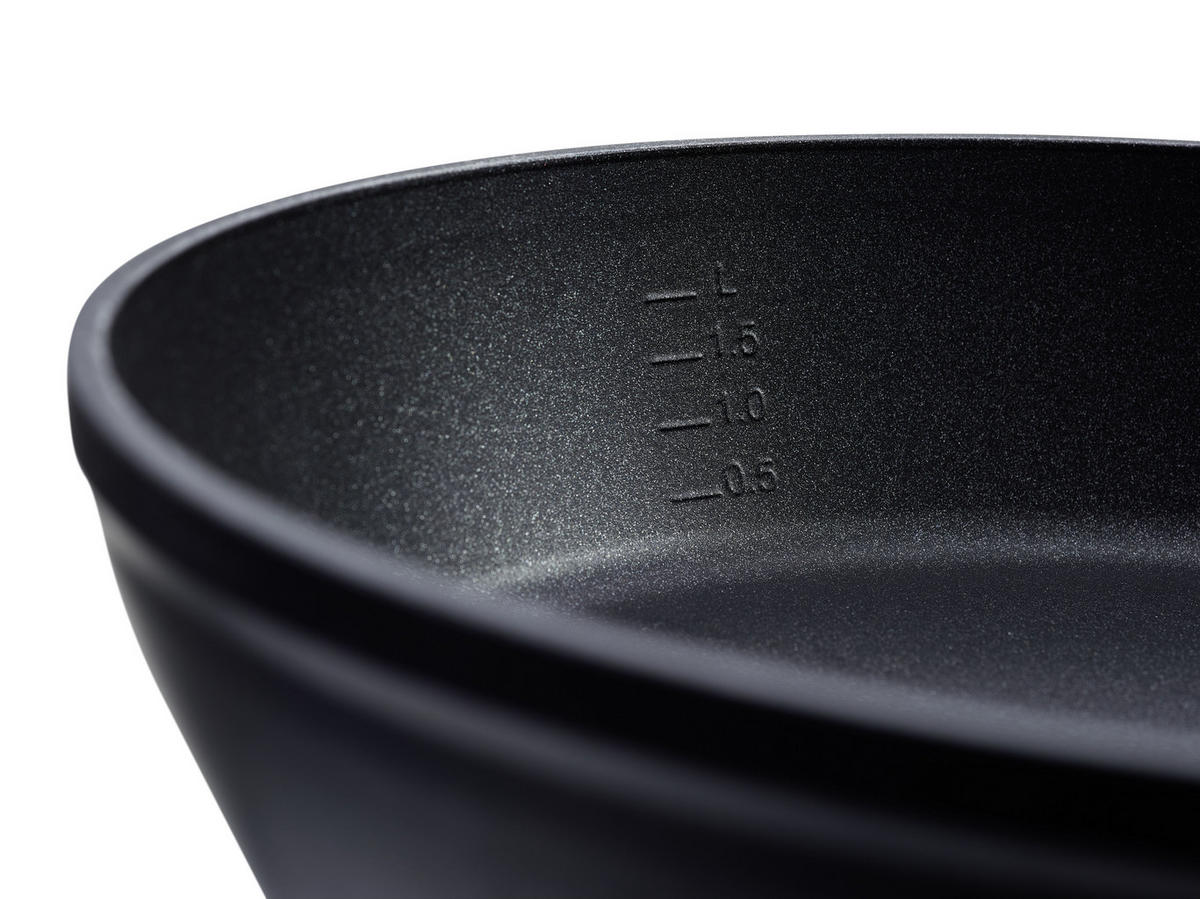 PÁNEV NA SMAŽENÍ  28 cm  - černá, Basics, kov (28cm) - Fissler