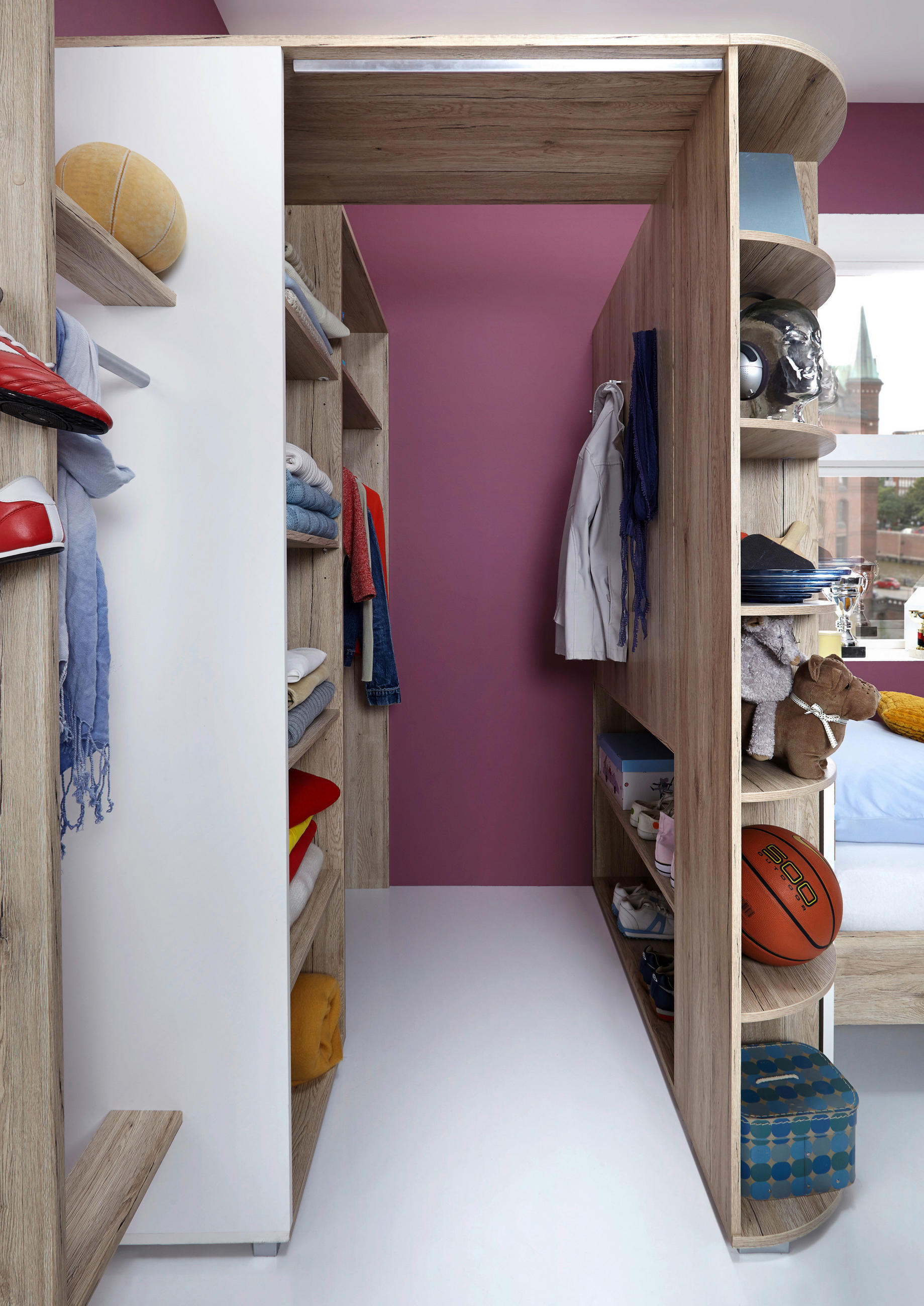 BEGEHBARER ECKSCHRANK in - Weiss/Eichefarben, Design, Holzwerkstoff (124/199/148cm) - MID.YOU