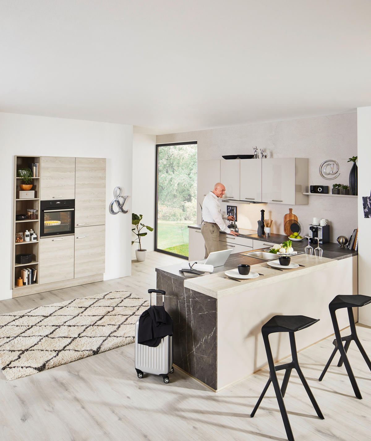 EINBAUKÜCHE   - Design, Holzwerkstoff - Novel