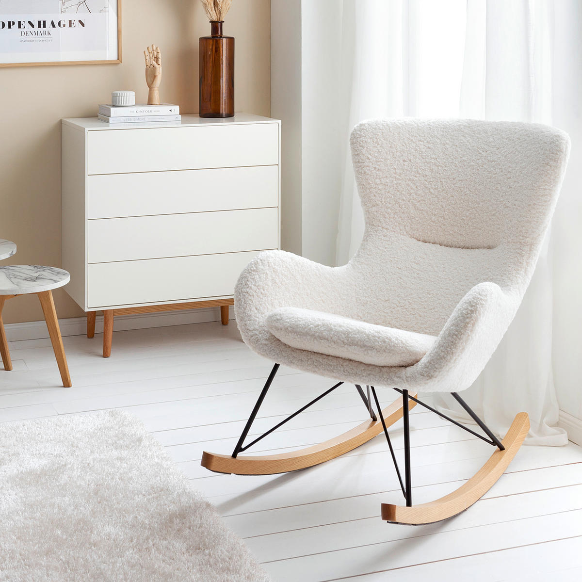 GUNGFÅTÖLJ i teddy tyg vit  - vit/svart, Modern, metall/trä (76/103/100cm) - home24