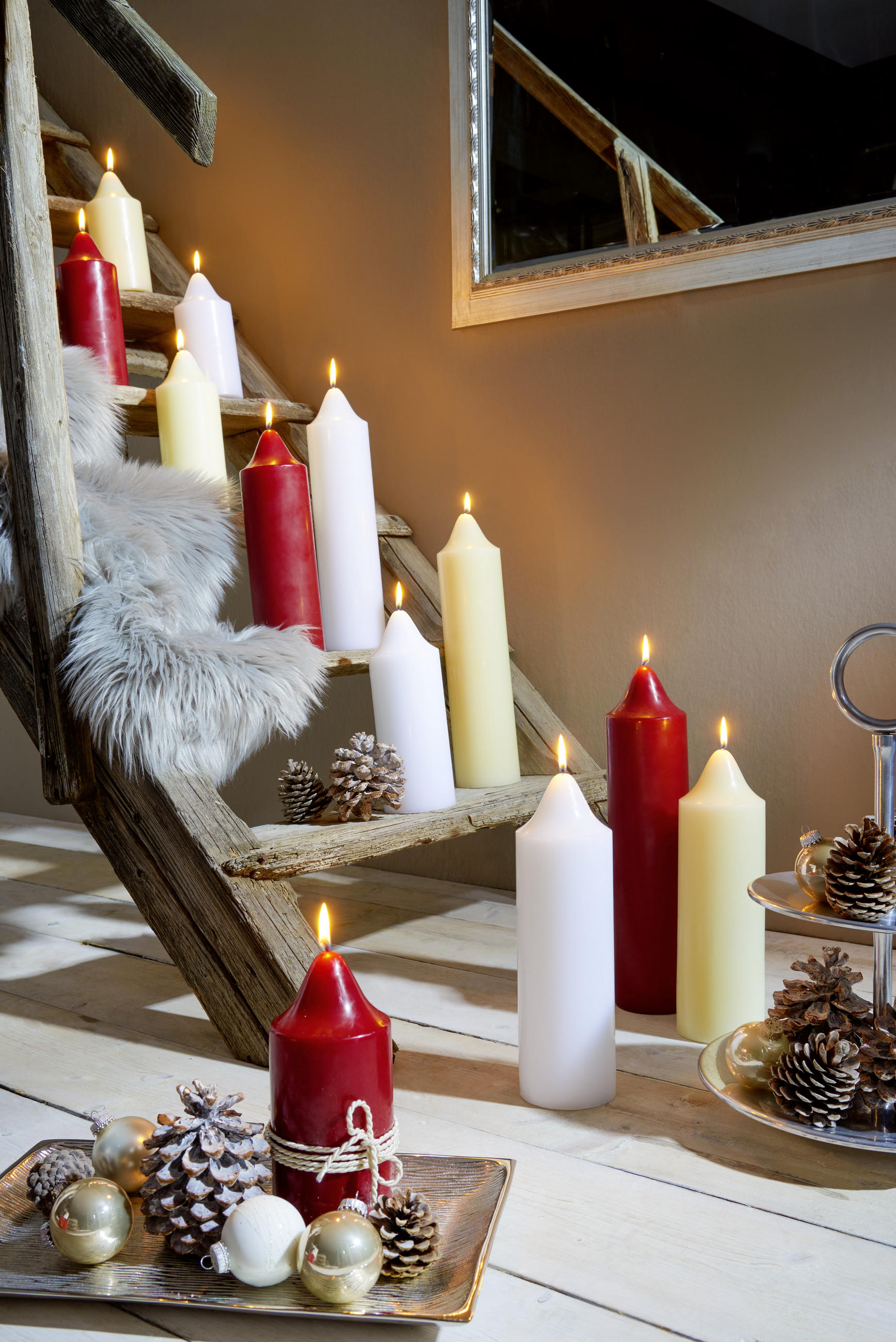 ALTARKERZE - Weiß, KONVENTIONELL, Paraffin (9/30cm)