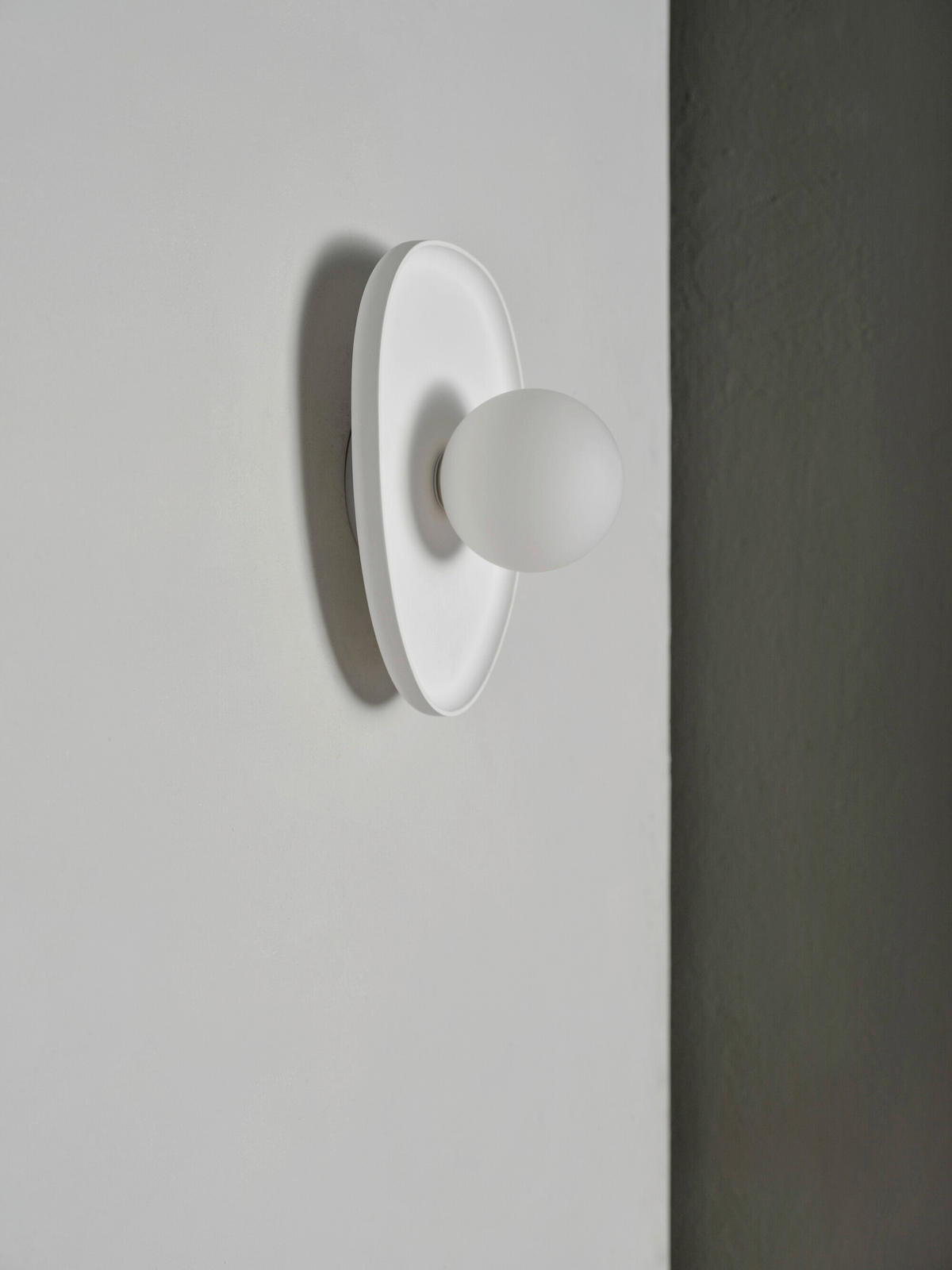 WANDLEUCHTE 20/13.5/26 cm   - Weiß, Basics, Glas/Stein (20/13.5/26cm) - Osram