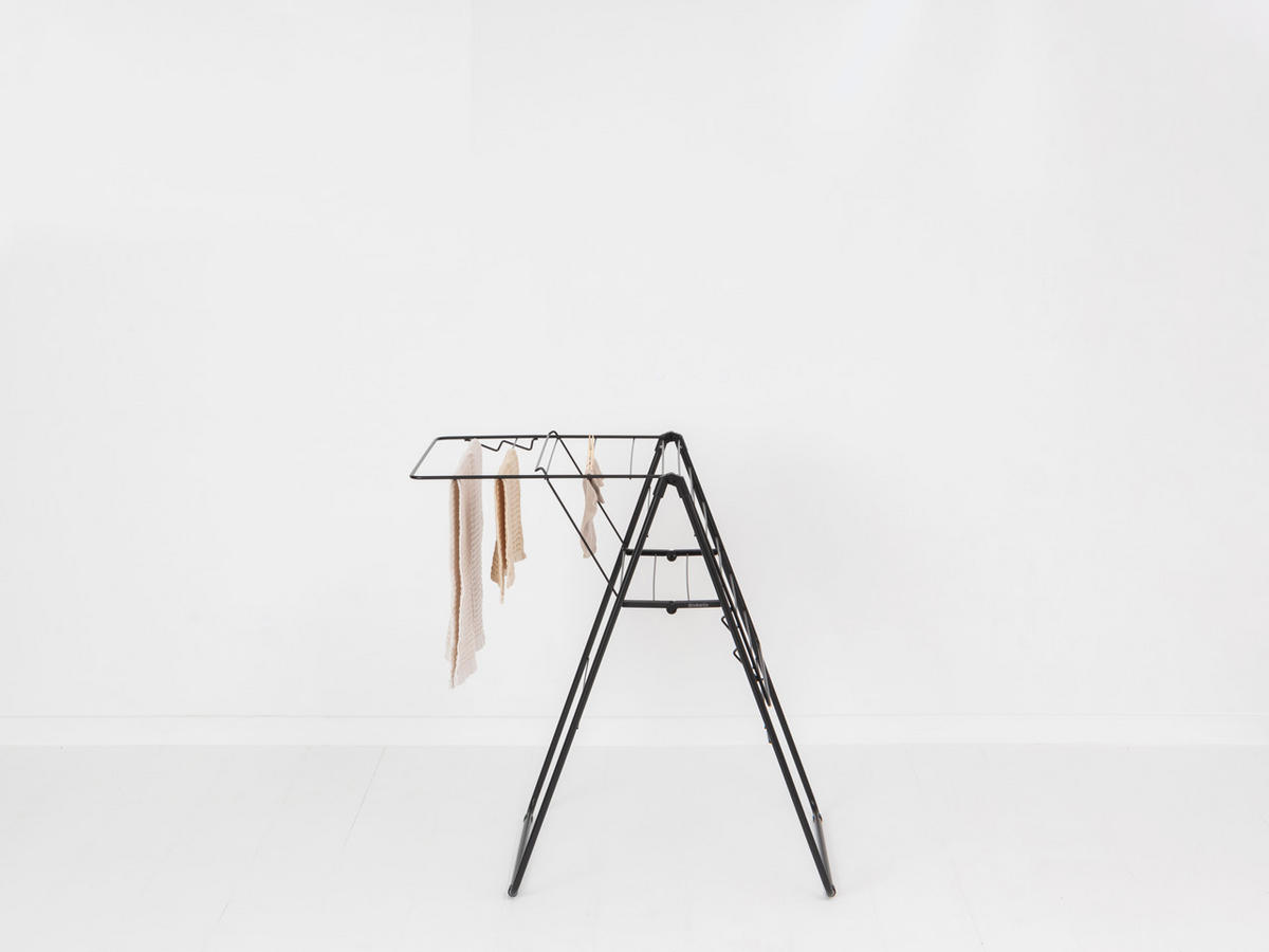 STALAK ZA SUŠENJE RUBLJA - crna, Basics, metal (59/98/5cm) - Brabantia