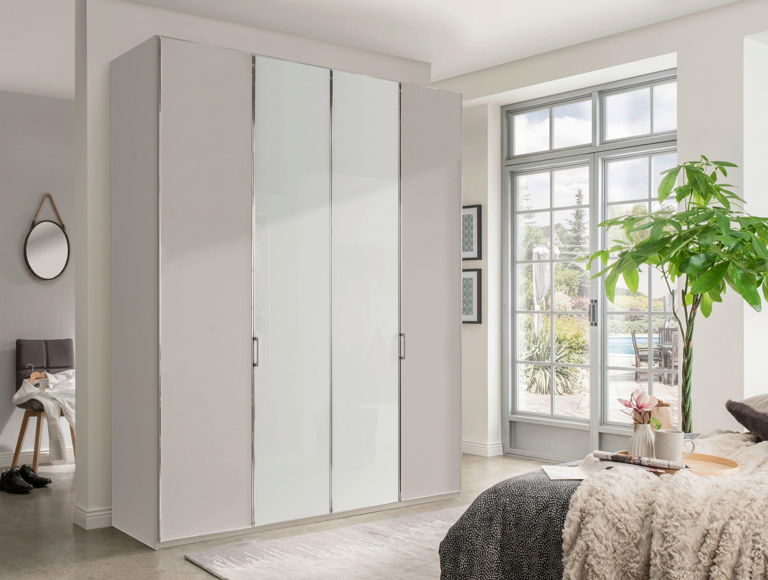 DREHTÜRENSCHRANK 200/216/58 cm 4-türig Grau, Weiß  - Chromfarben/Weiß, Design, Glas/Holzwerkstoff (200/216/58cm) - Novel