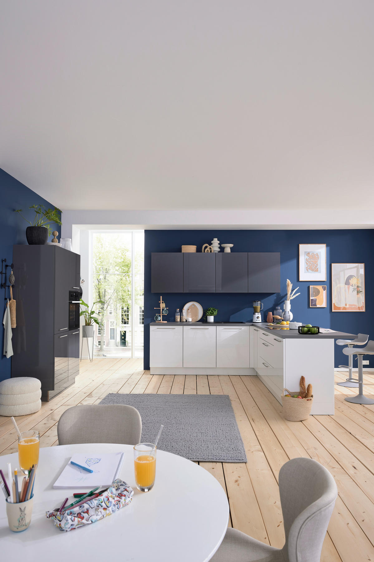 INBYGGNADSKÖK   - vit/grå, Design, trämaterial - Nolte Küchen