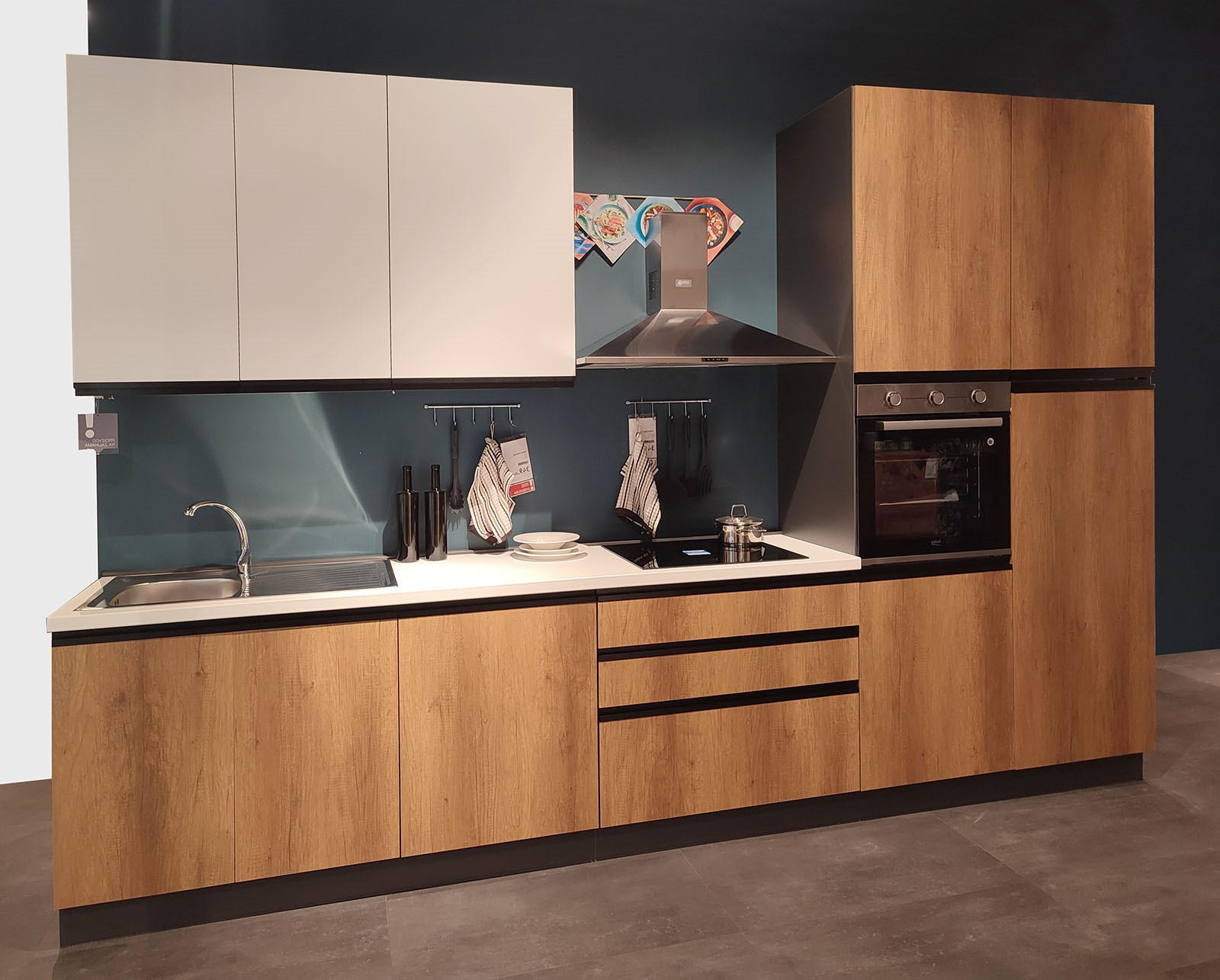 BLOK KUHINJA SA APARATIMA   - Moderno (360/240/60cm) - Xora
