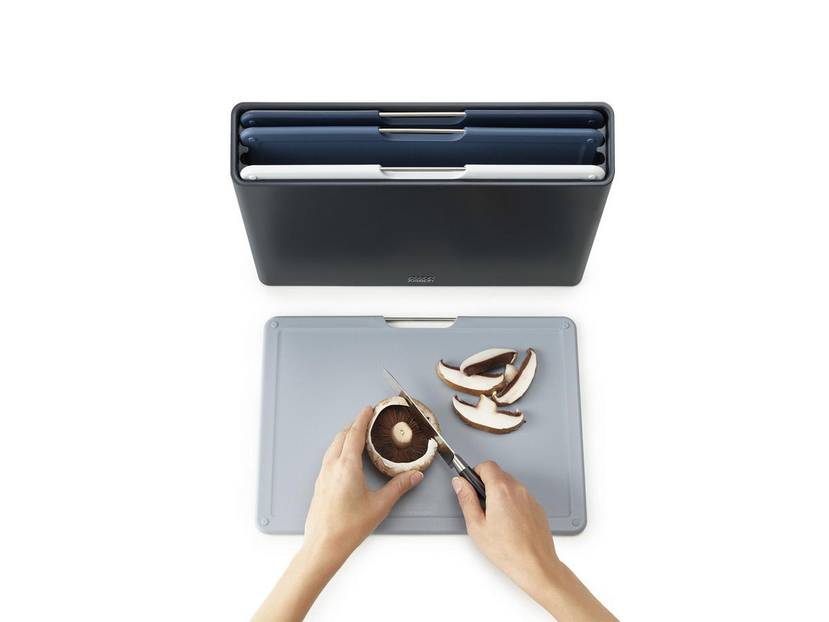SET DESK ZA REZANJE - barve grafita, Basics, kovina/umetna masa (35,7/26/7,5cm) - Joseph Joseph
