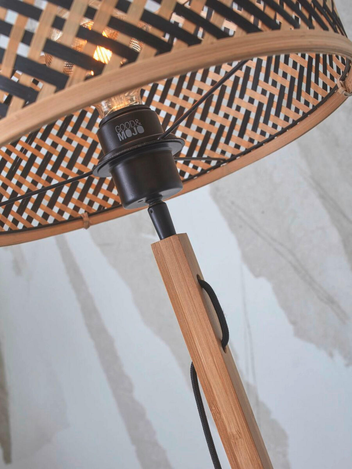 GOLVLAMPA GOOD&MOJO  58/32/150 cm    - svart/naturfärgad, Trend (58/32/150cm) - Good & Mojo