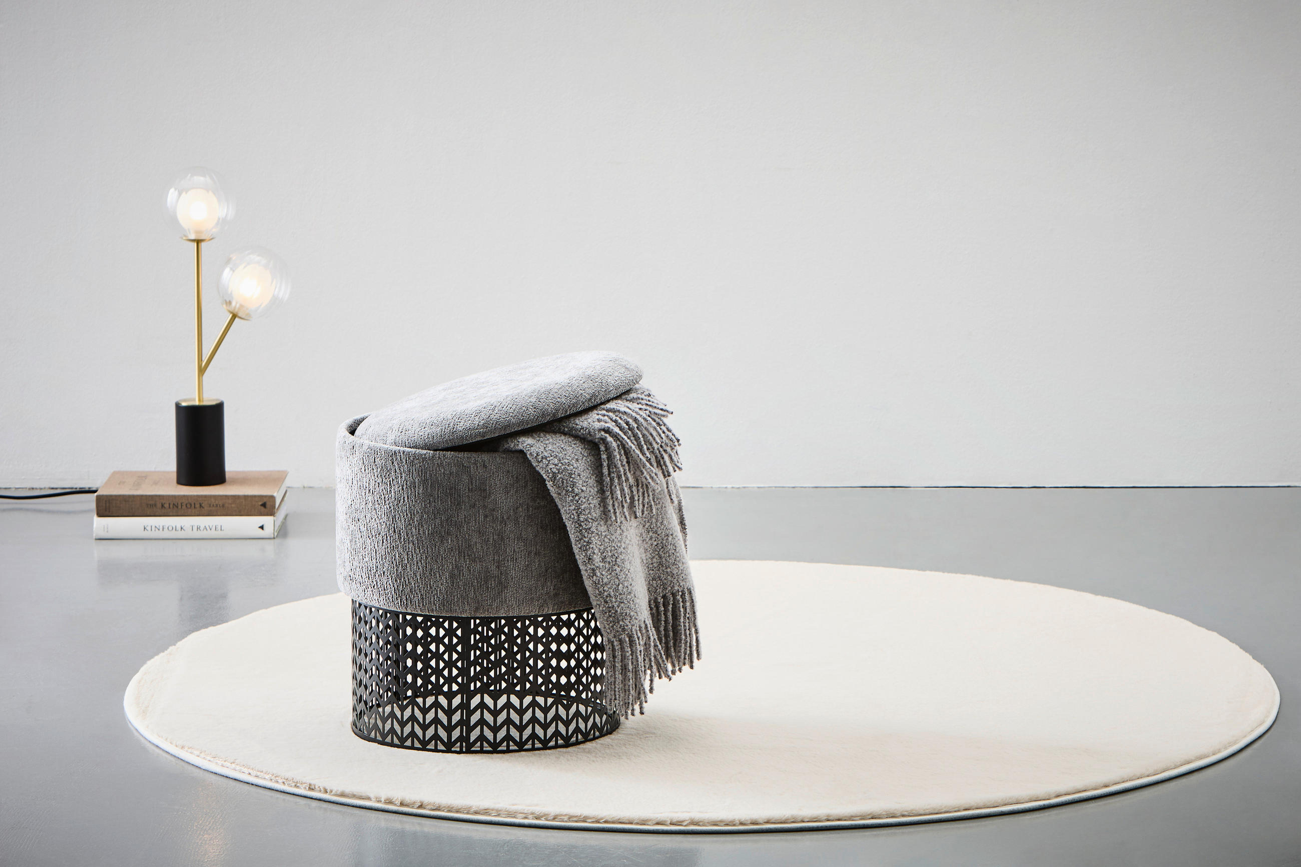 POUF Chenille Grau 40/44/40 cm  - Grau, Design, Holzwerkstoff/Textil (40/44/40cm) - MID.YOU