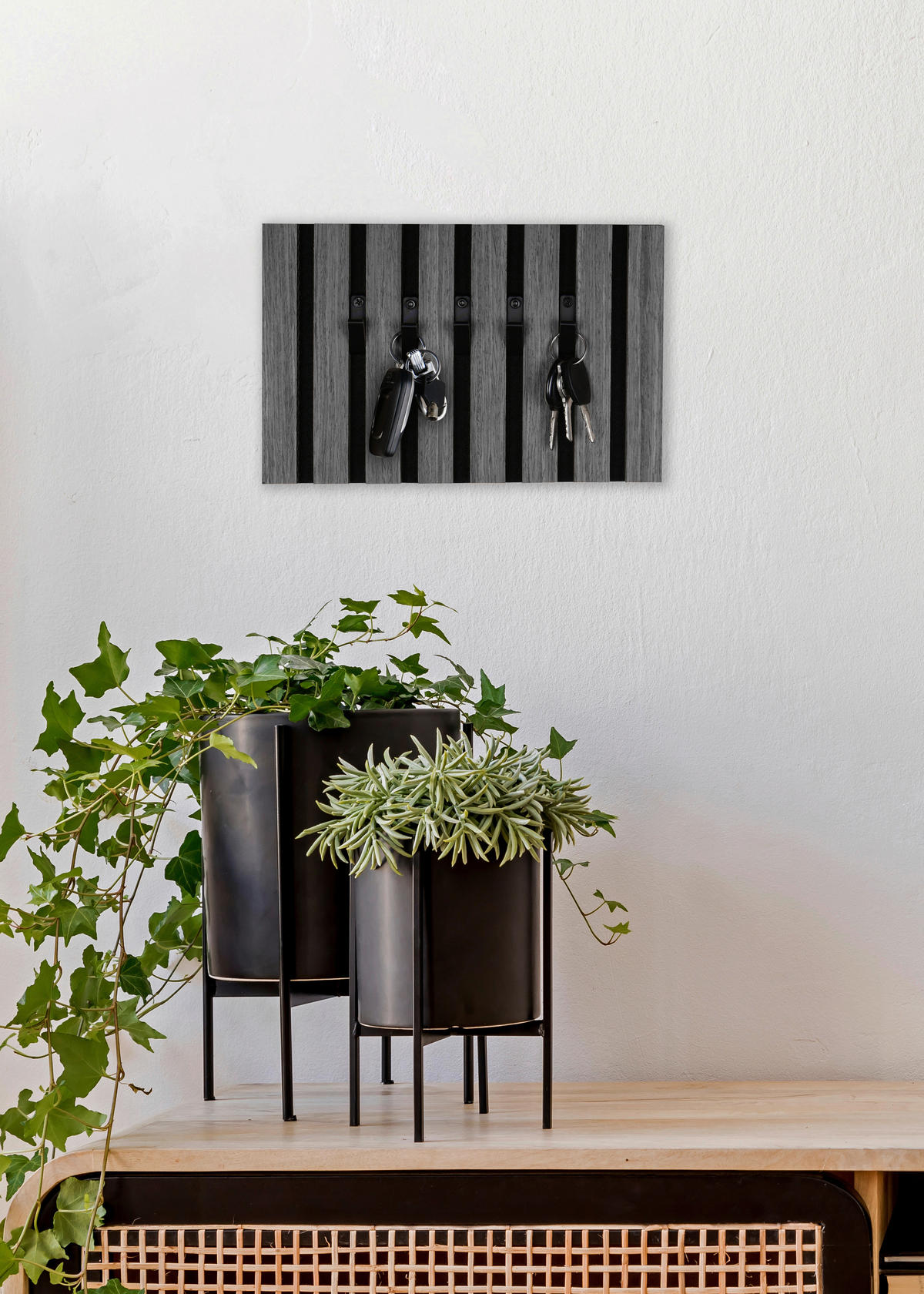 SCHLÜSSELBOARD furniert Schwarz  - Schwarz, MODERN, Holzwerkstoff/Textil (30,6/20/1,7cm)