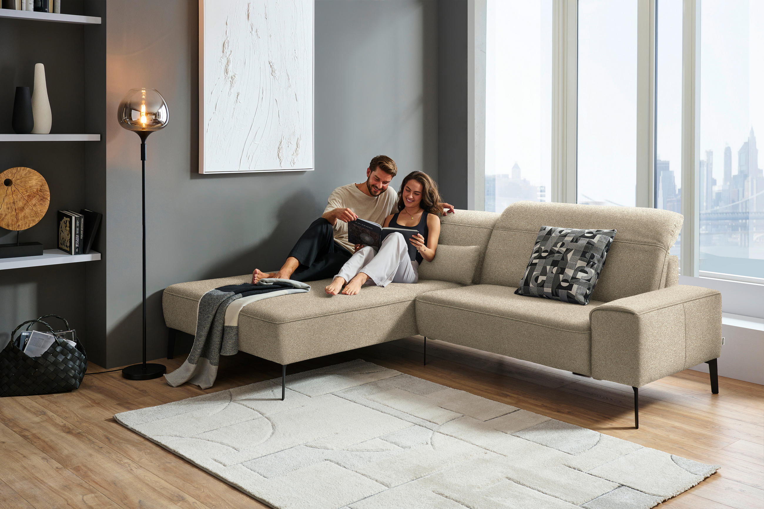 ECKSOFA in Mikrofaser Beige  - Beige/Schwarz, Design, Textil/Metall (203/266cm) - Johann Jakob