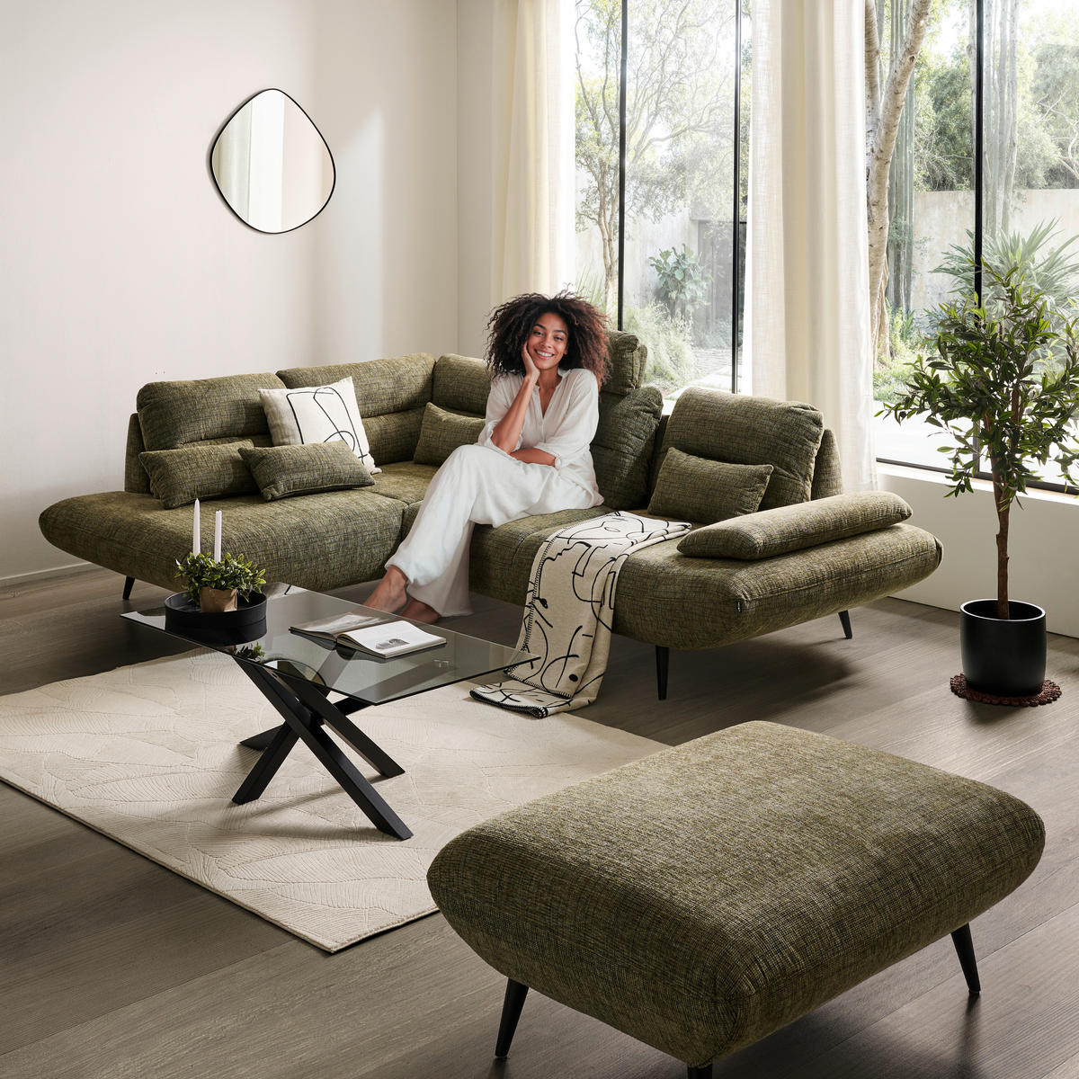 ECKSOFA in Chenille Olivgrün  - Schwarz/Olivgrün, Design, Textil/Metall (213/286cm) - Welnova