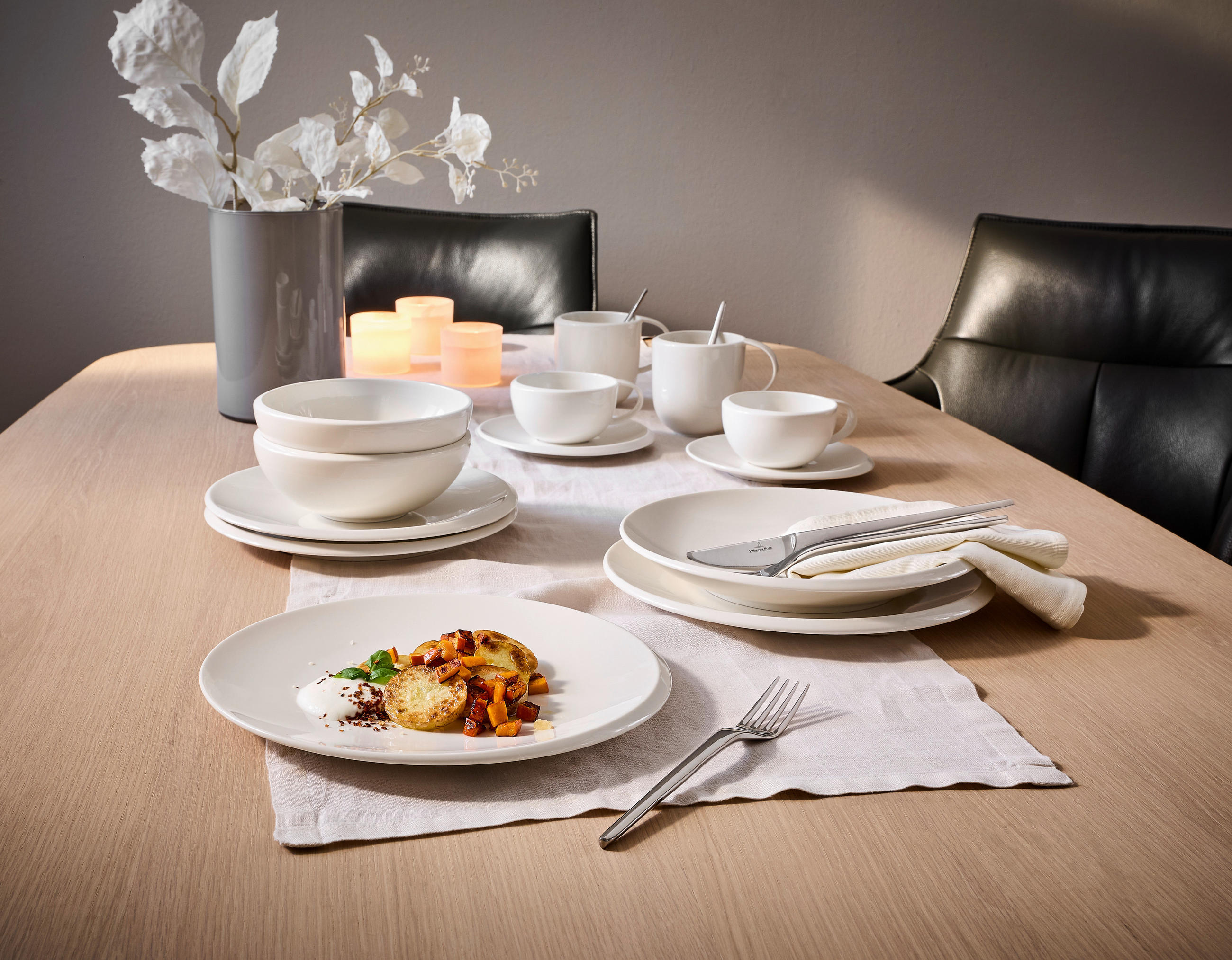 TAFELSERVICE Weiß New Moon 12-teilig  - Weiß, KONVENTIONELL, Keramik - Villeroy & Boch