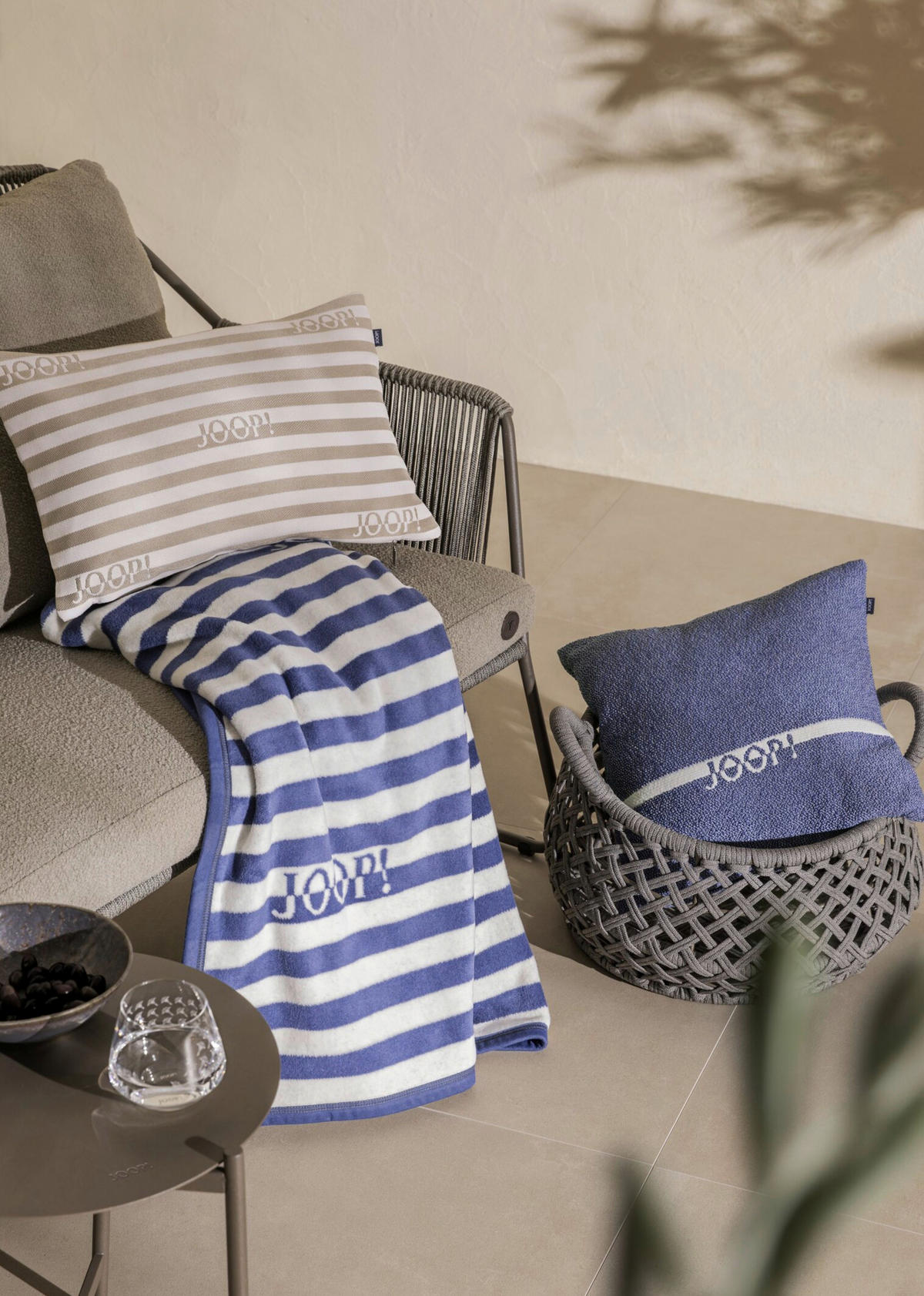 DECKE 130/160 cm  - Blau/Weiß, Design, Textil (130/160cm) - Joop!