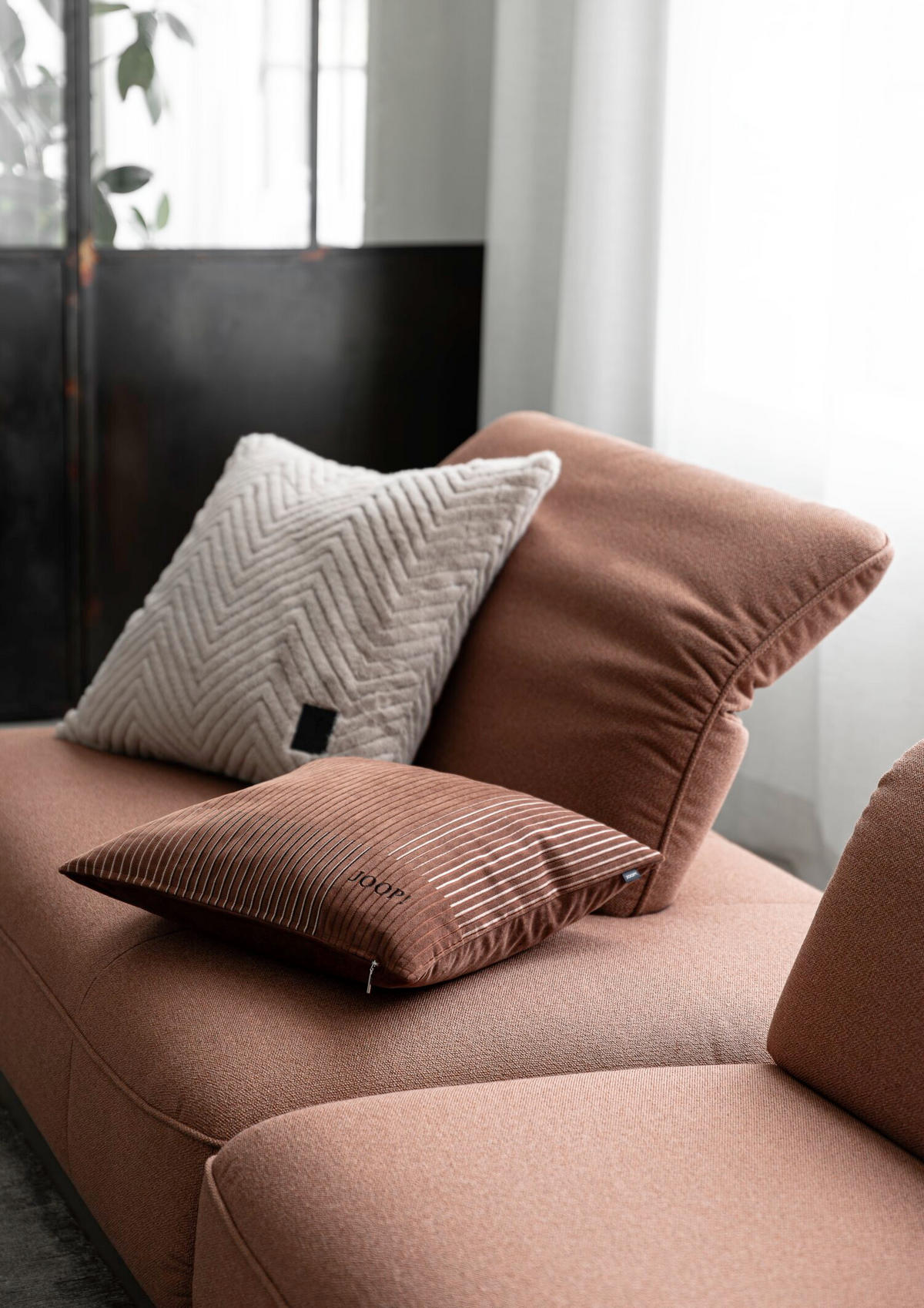 POTAH NA POLŠTÁŘ  50/50 cm - šedá/krémová, Trend, textil (50/50cm) - Joop!