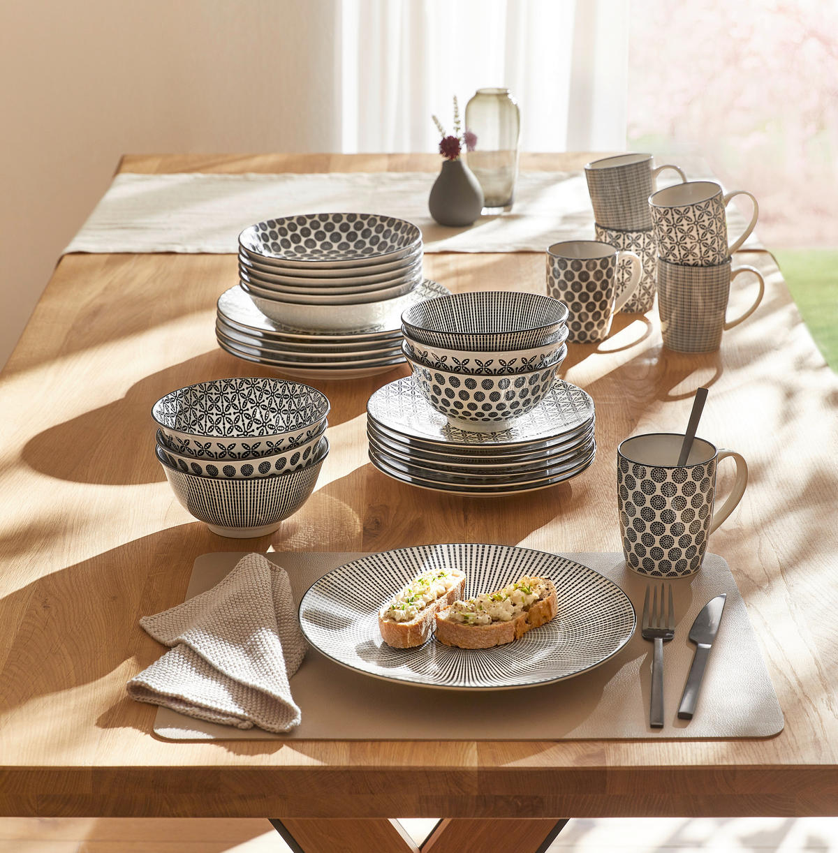 KOMBINOVANÝ SERVIS, 30-dielne, porcelán - čierna/biela, Lifestyle, keramika - Ritzenhoff Breker