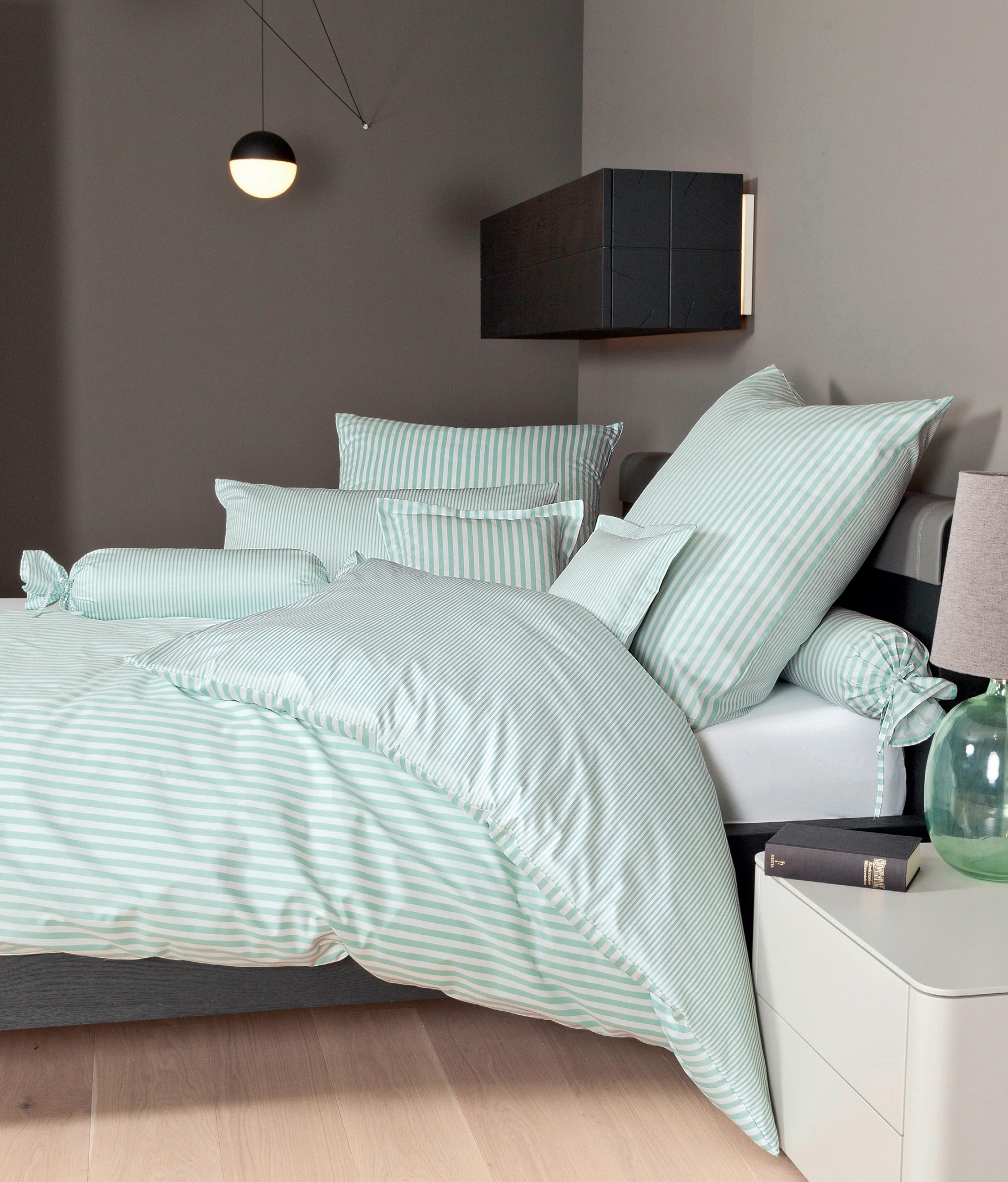 WENDEBETTWÄSCHE Giorgio Makosatin 200/220 cm  - Jadegrün/Weiß, KONVENTIONELL, Textil (200/220cm) - Janine