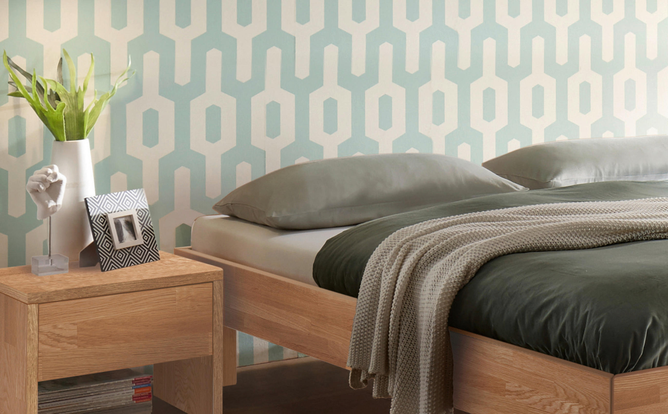 Thumbnail - Hasena Bett, Eiche Bianco, Holz, Eiche, massiv, 100x200 cm, Über- und Sondergrößen erhältlich, in verschiedenen Holzarte...