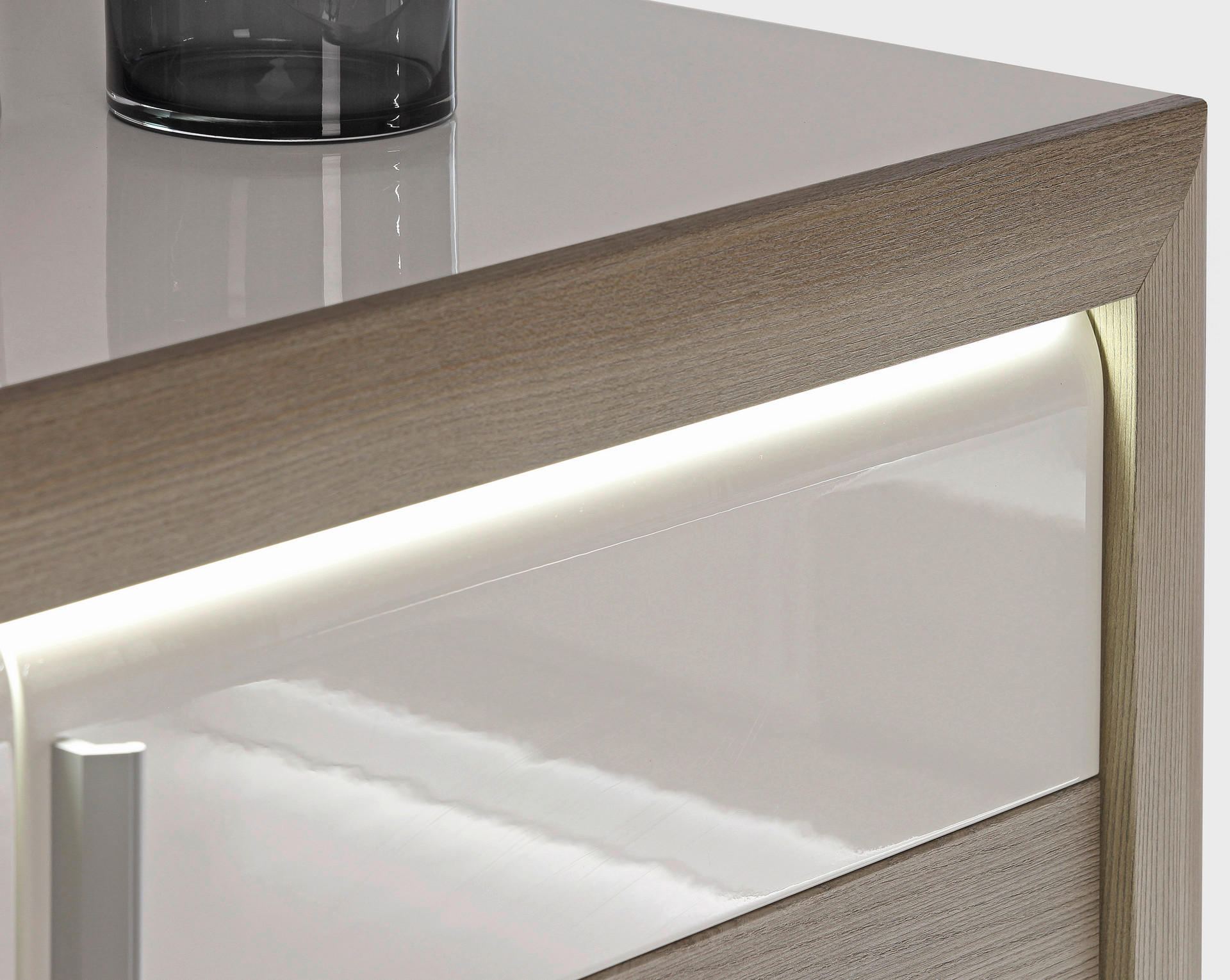 Thumbnail - Sideboard  weiß weiß Hochglanz Eiche Nelson Nachbildung B/H/T: ca. 192,7x98,2x53 cm