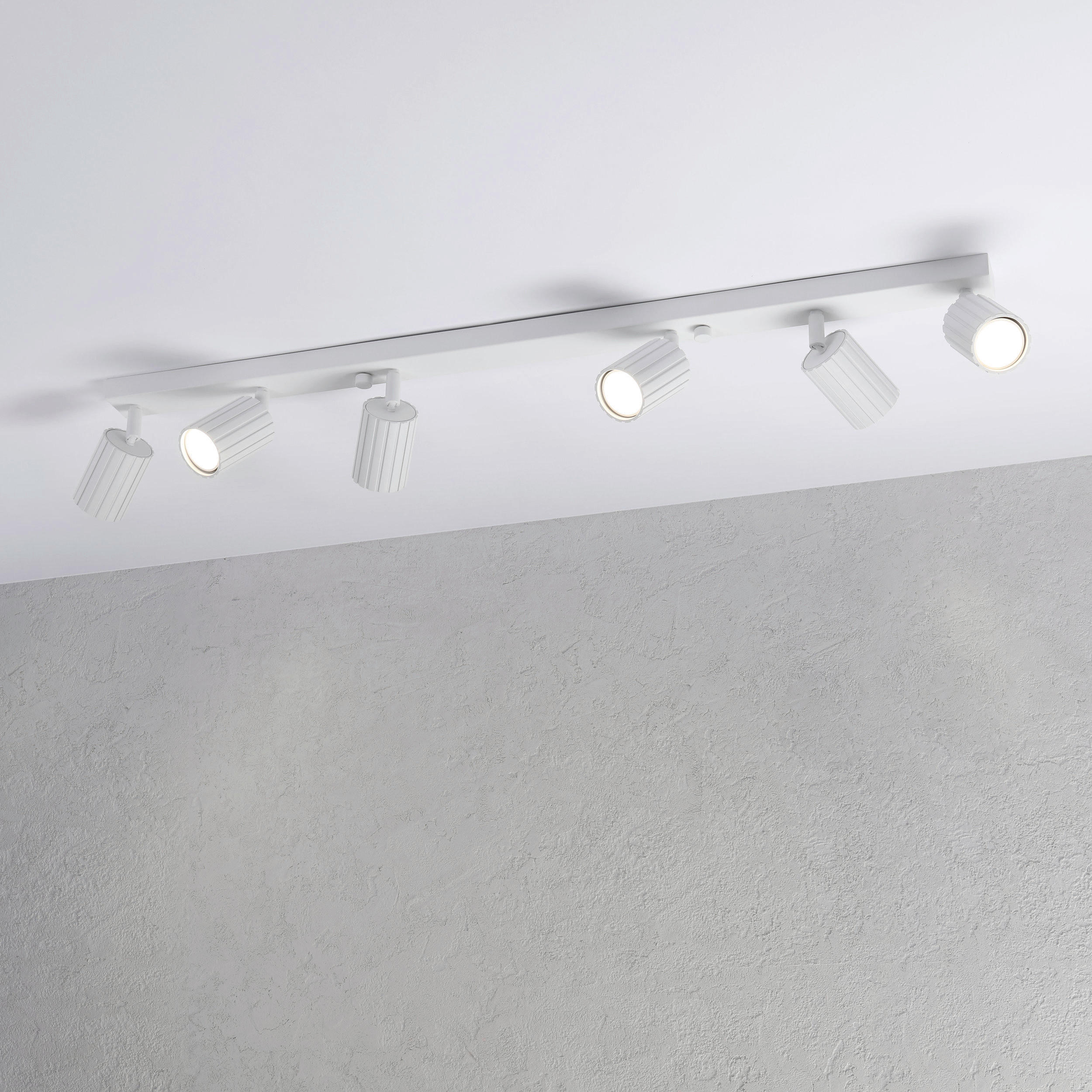 Thumbnail - Lamkur Strahler Prisma weiß Stahl B/H/L: ca. 6,5x16,5x117 cm 6 Brennstellen